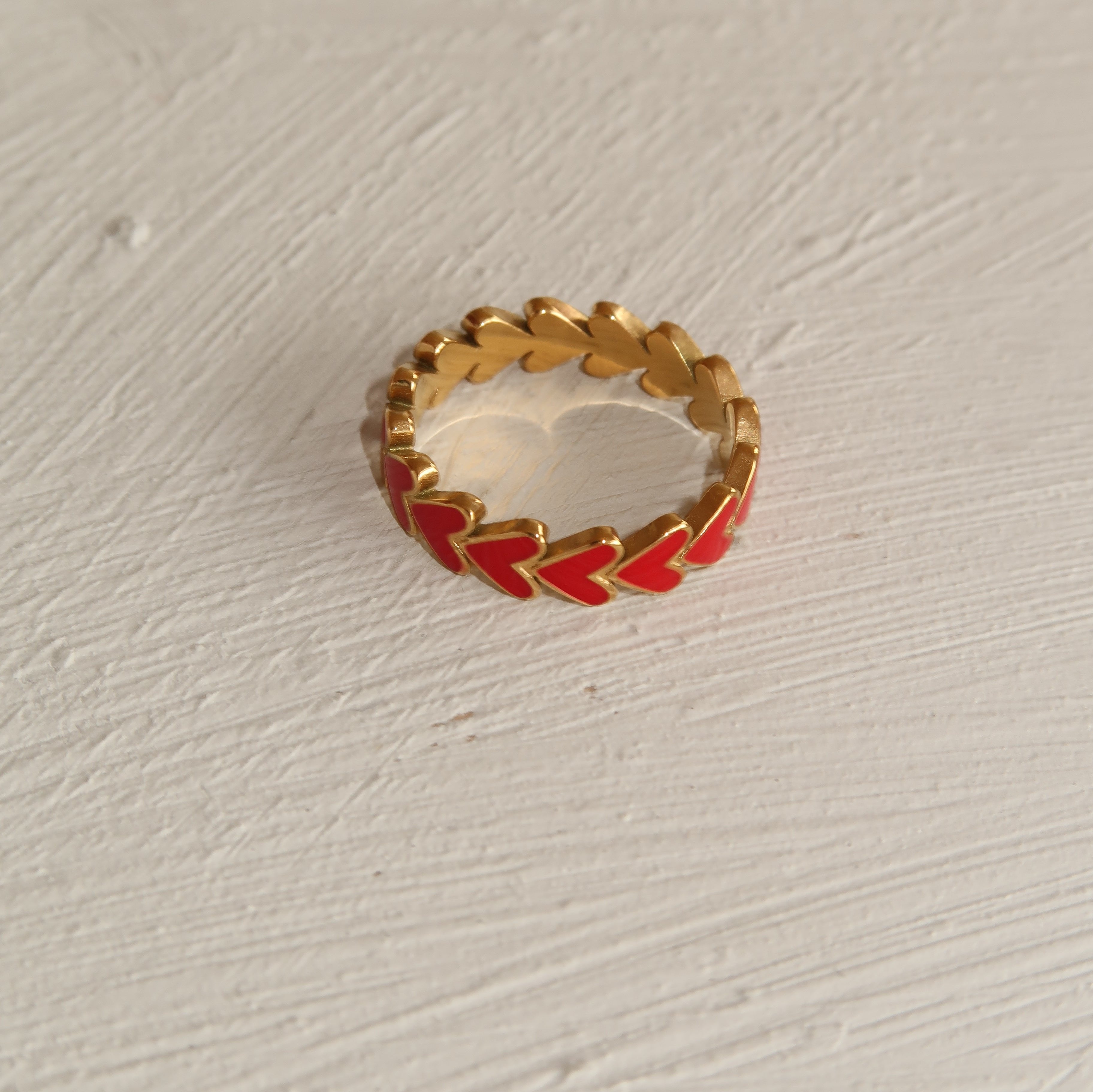 Red Hearts Ring