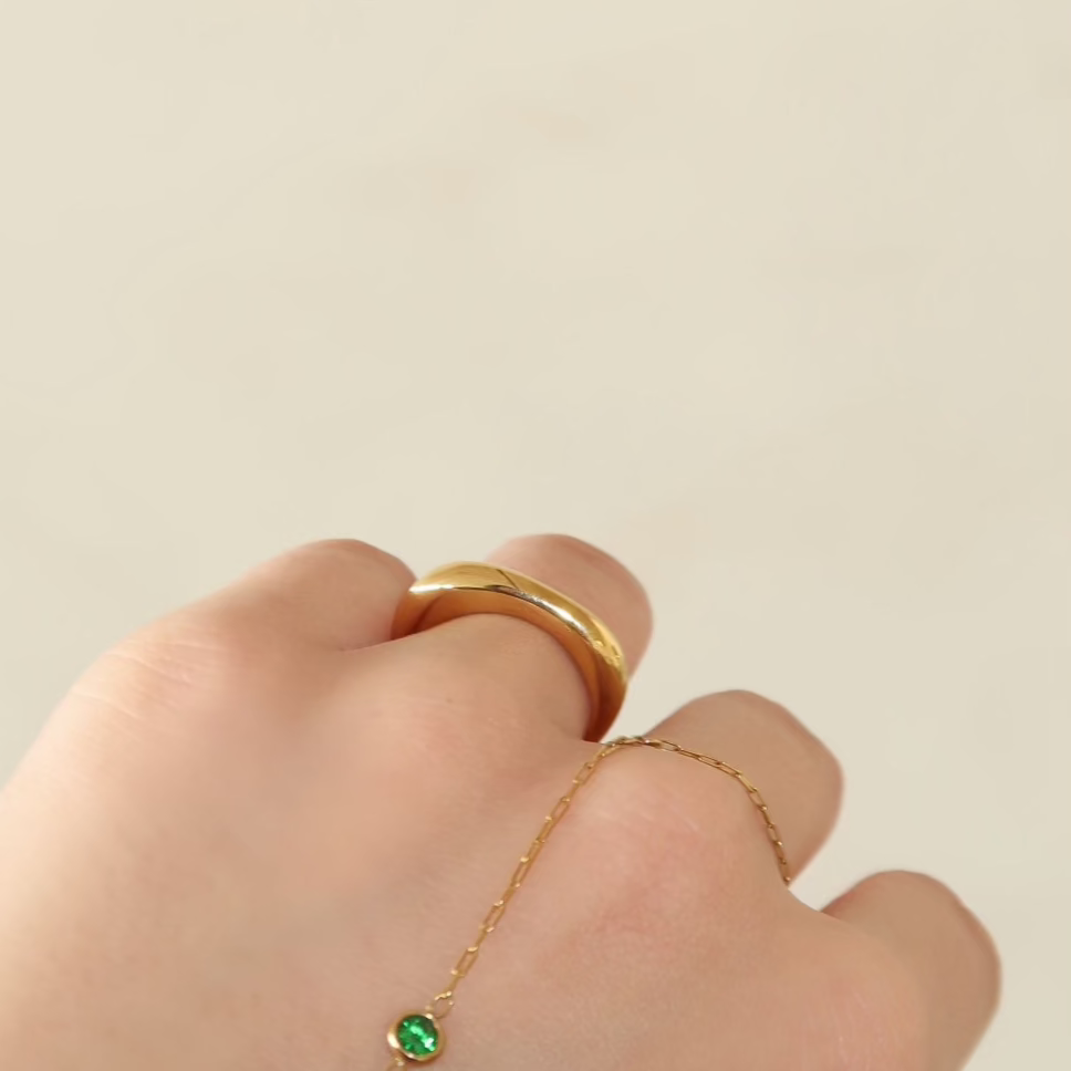 Luna Stackable Ring