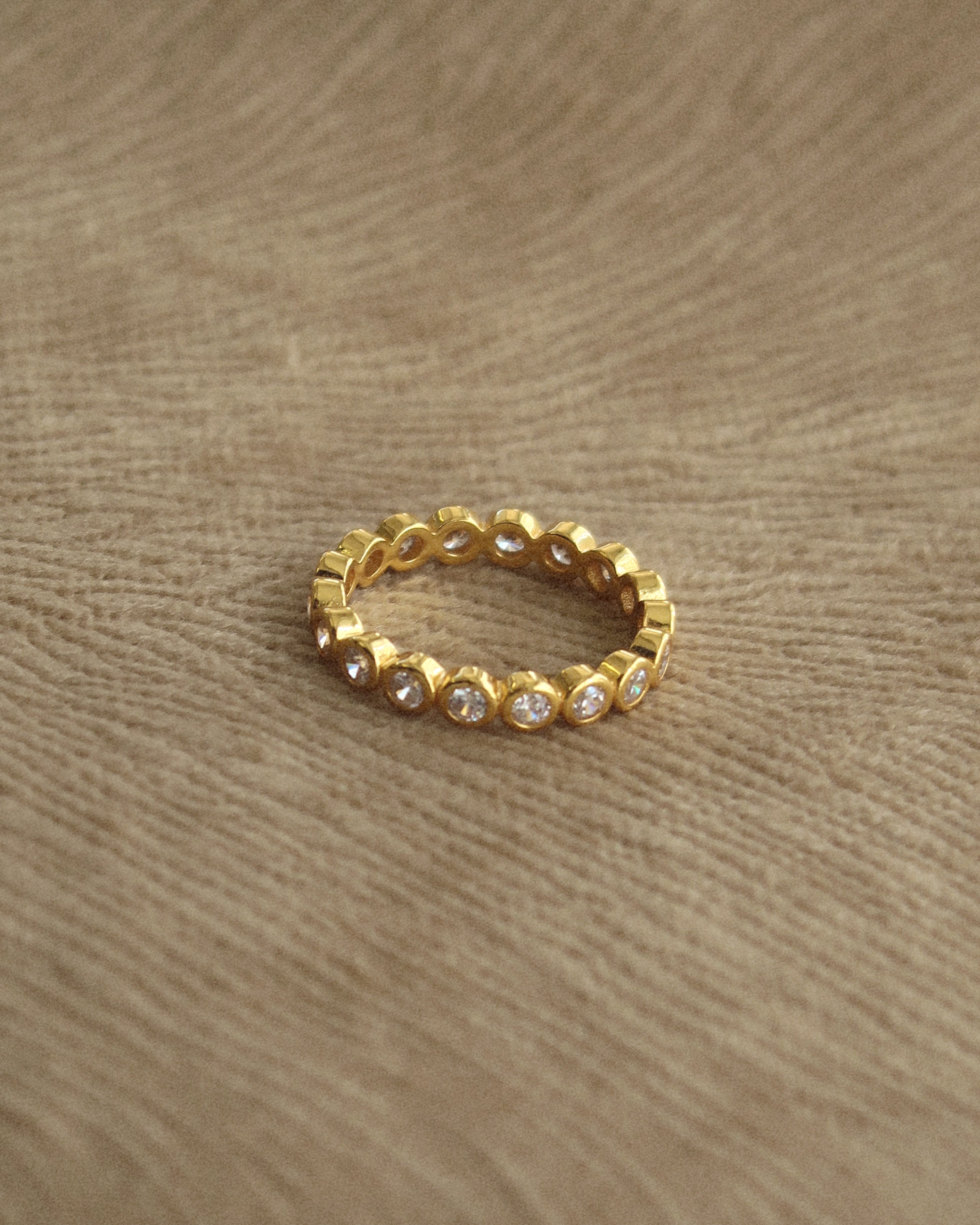 Bezel Ring